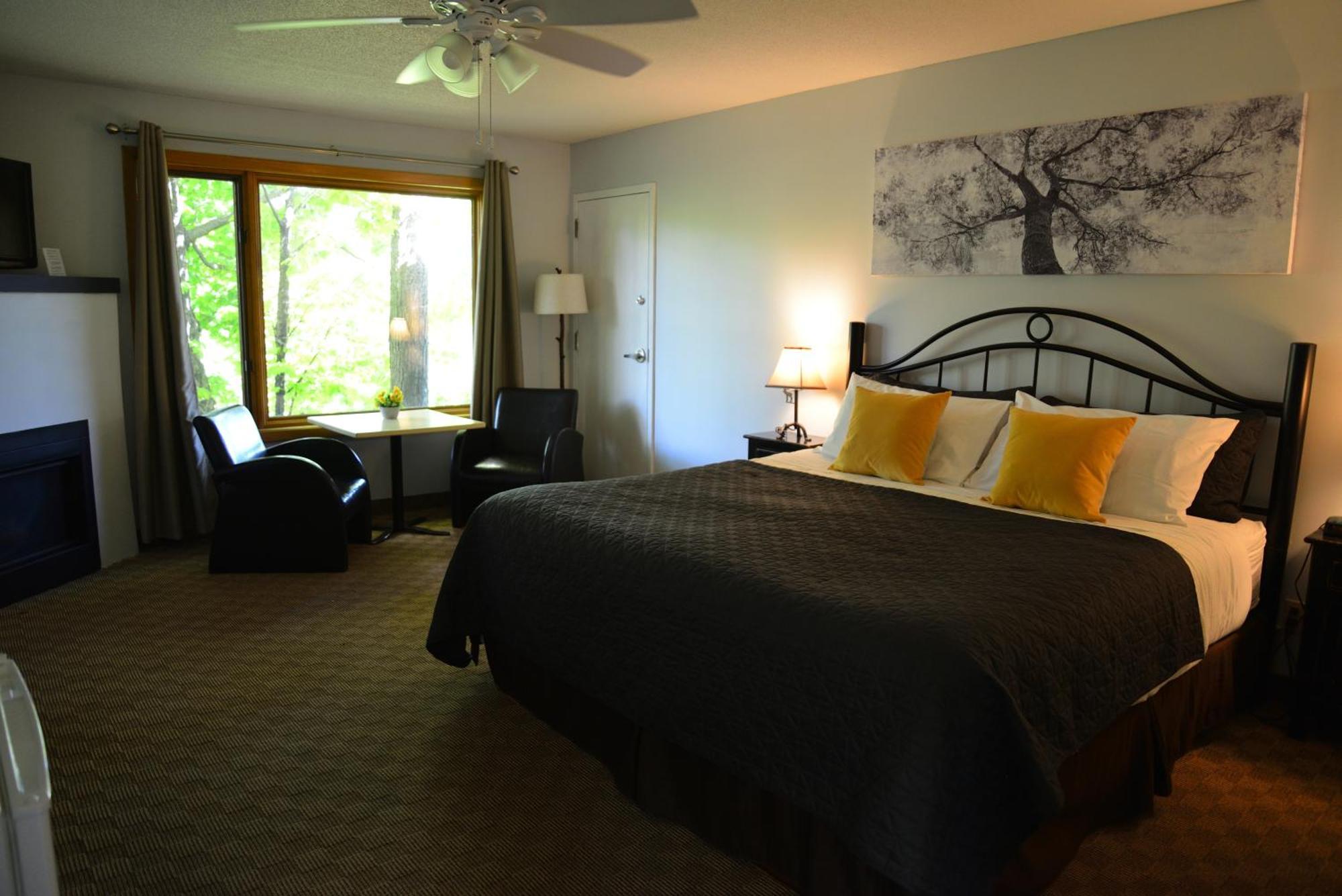 Log Cabin Inn Parry Sound Ngoại thất bức ảnh